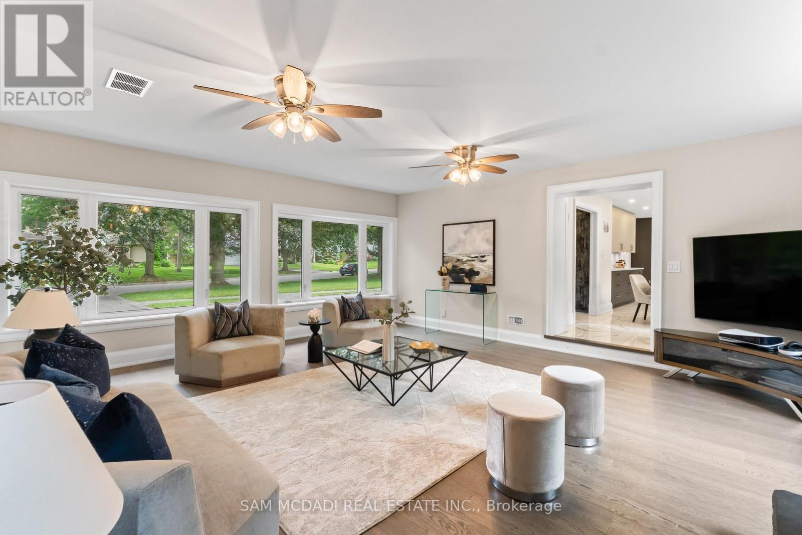 1481 Bunsden Avenue, Mississauga, ON