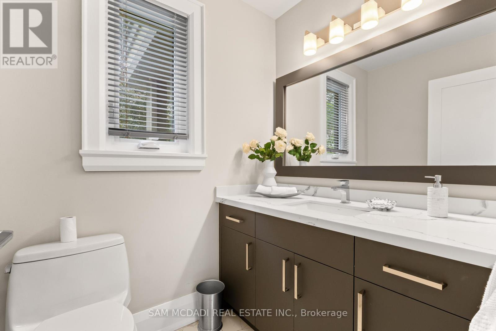 1481 Bunsden Avenue, Mississauga, ON