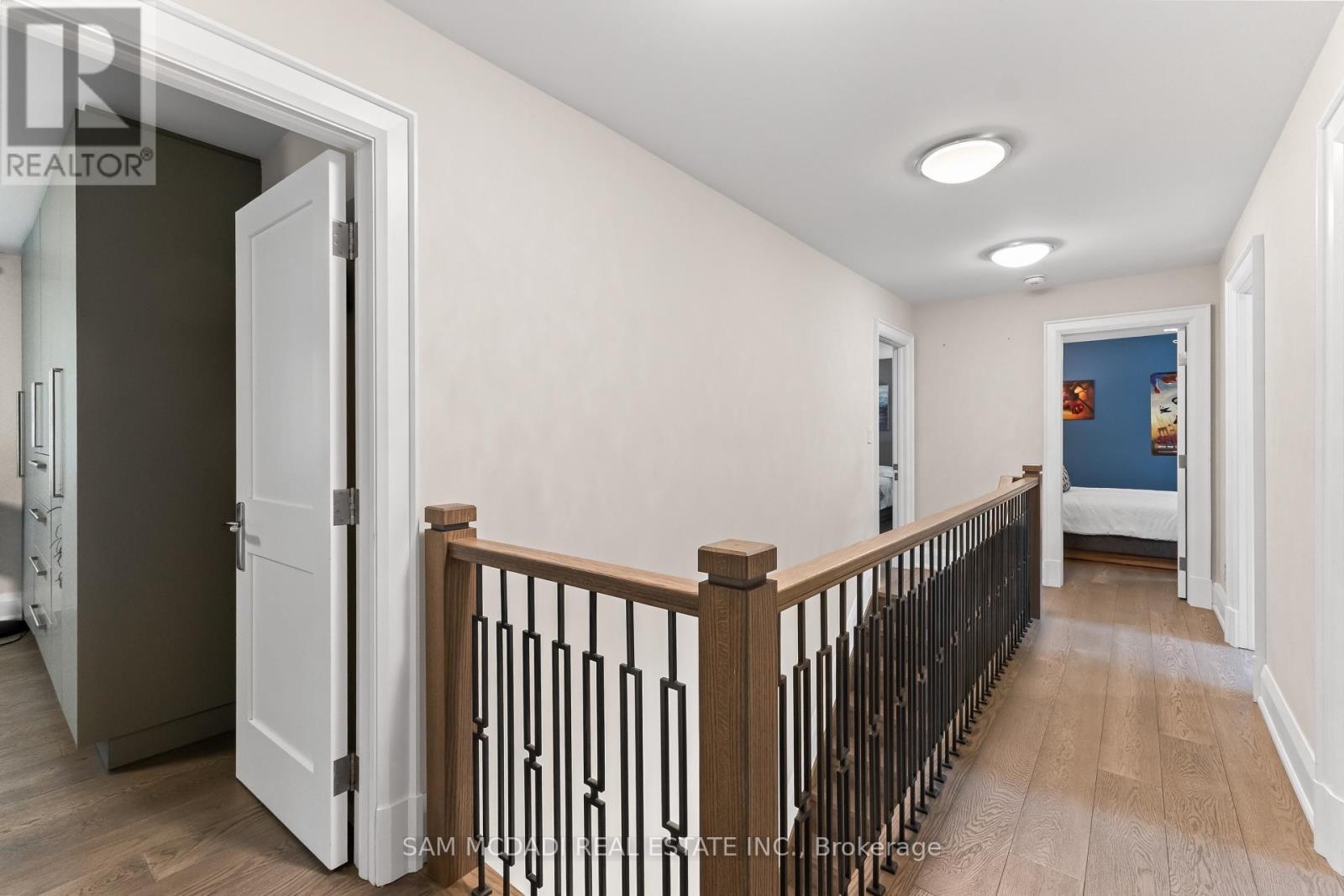 1481 Bunsden Avenue, Mississauga, ON