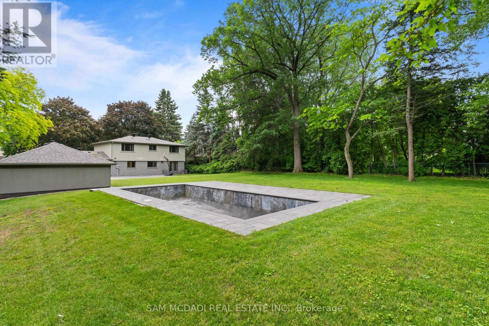 1481 Bunsden Avenue, Mississauga, ON