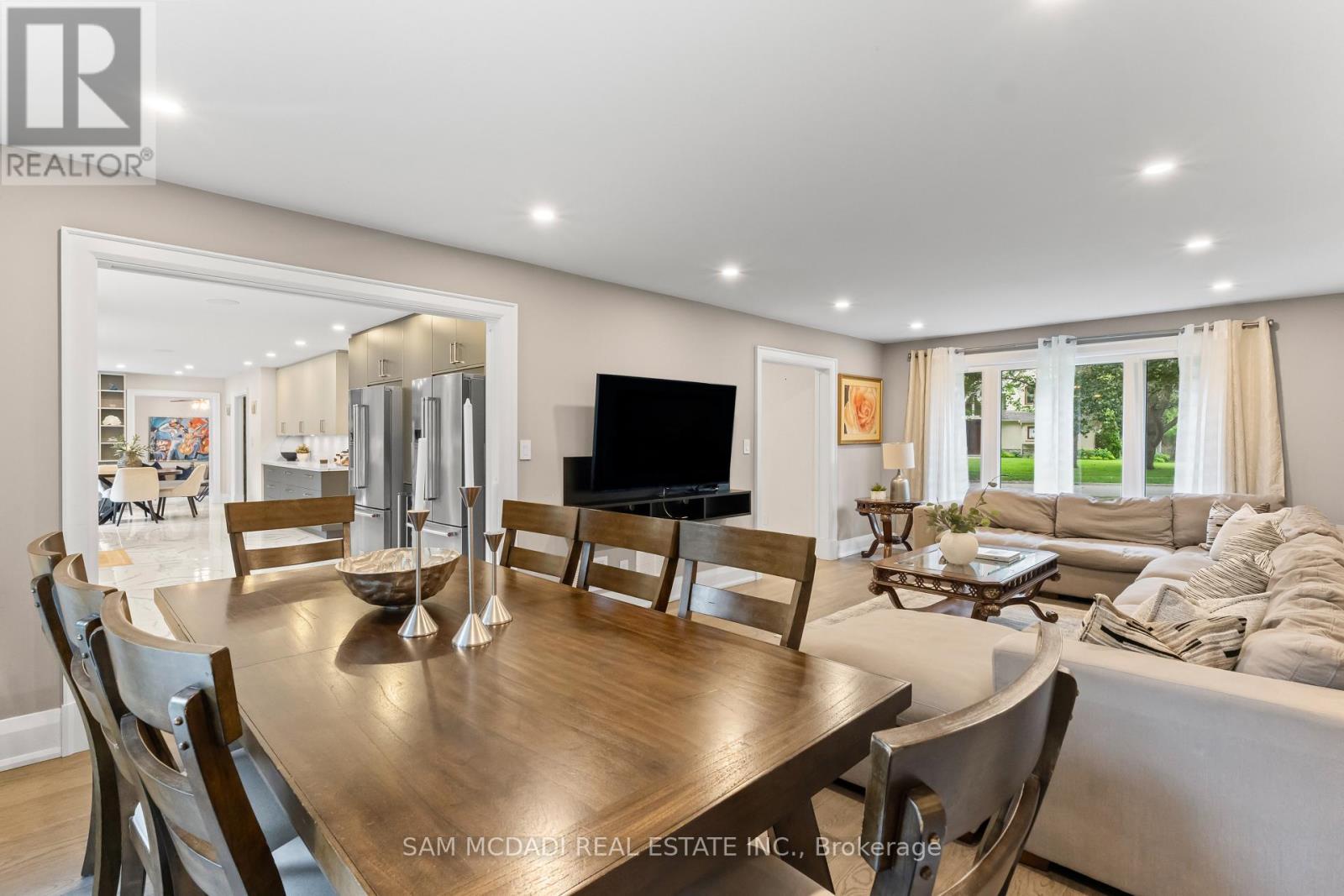 1481 Bunsden Avenue, Mississauga, ON