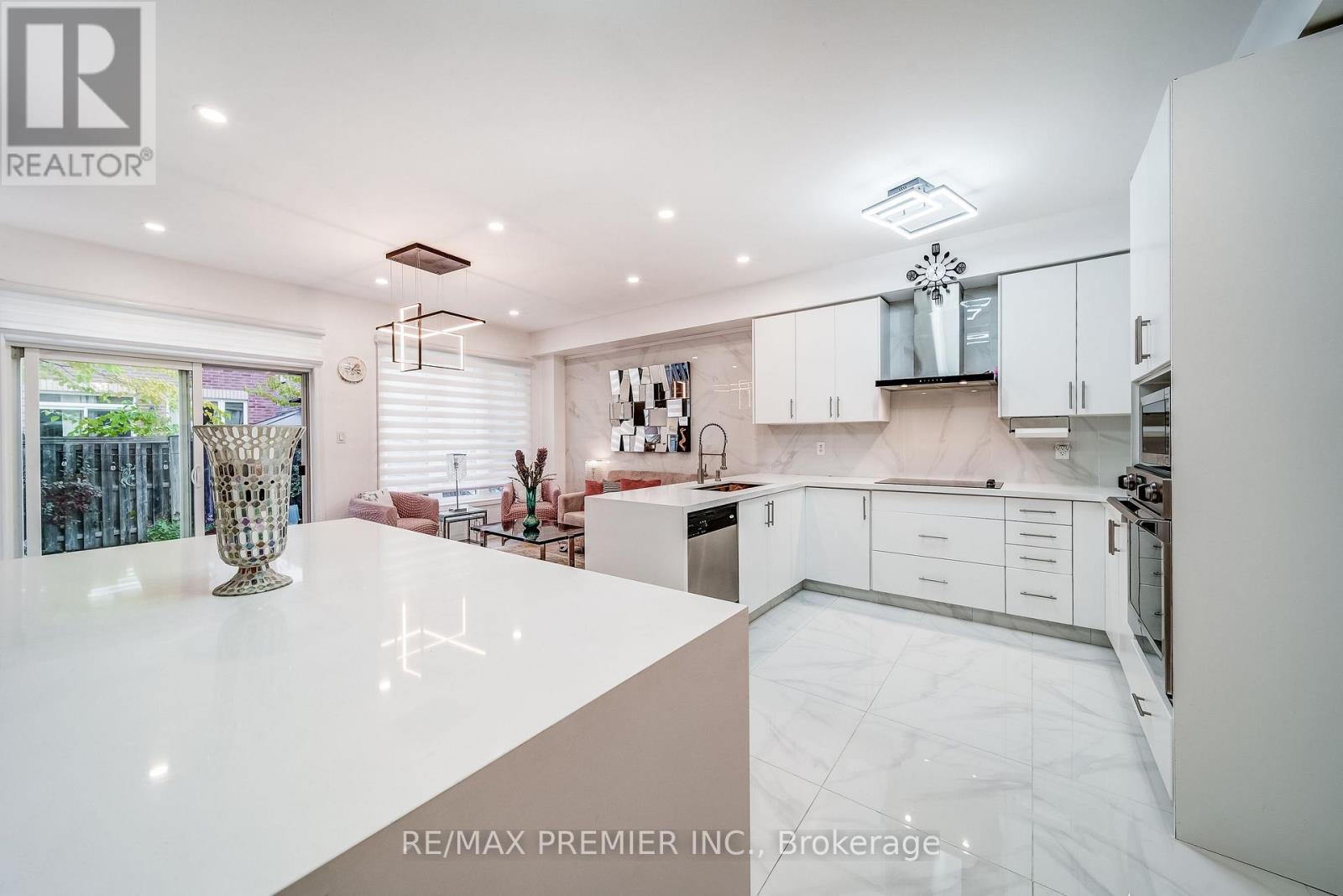 3067 Doyle Street, Mississauga, ON