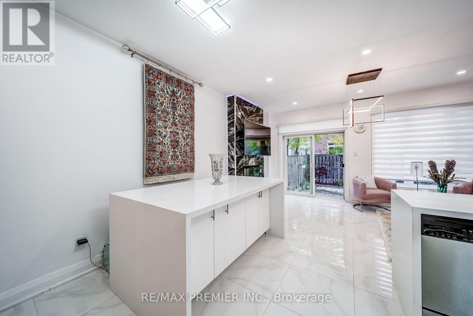 3067 Doyle Street, Mississauga, ON