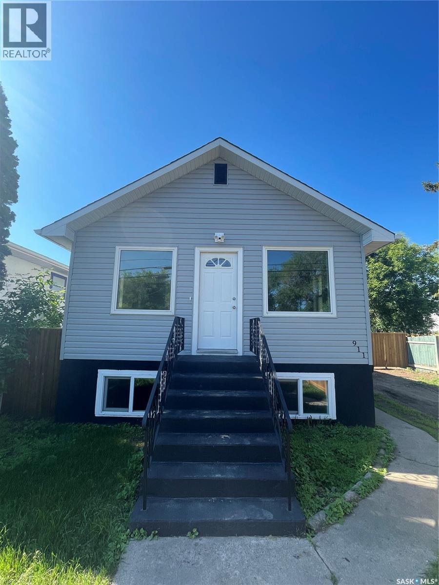 911 23Rd Street, Saskatoon, SK