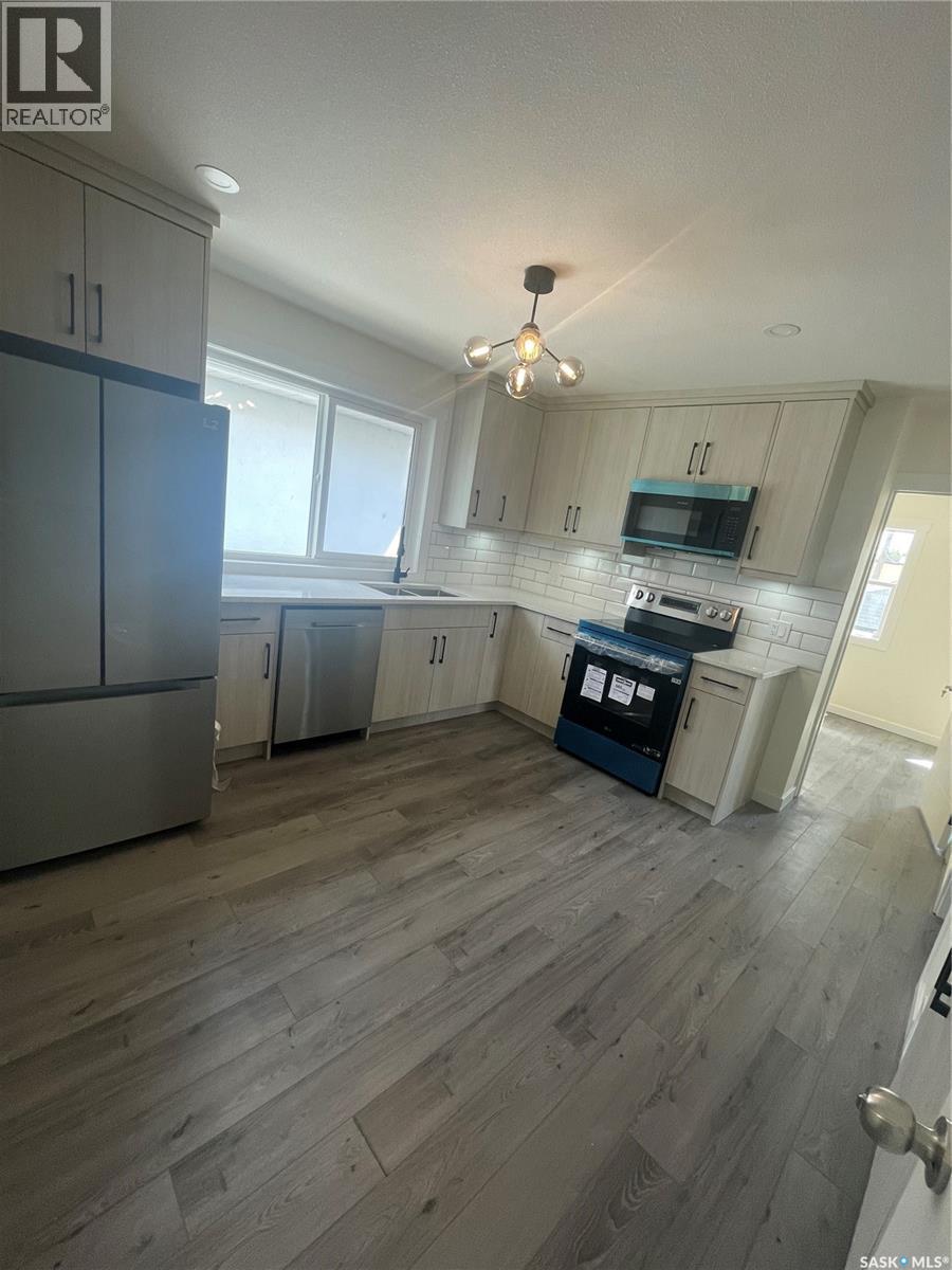 911 23Rd Street, Saskatoon, SK