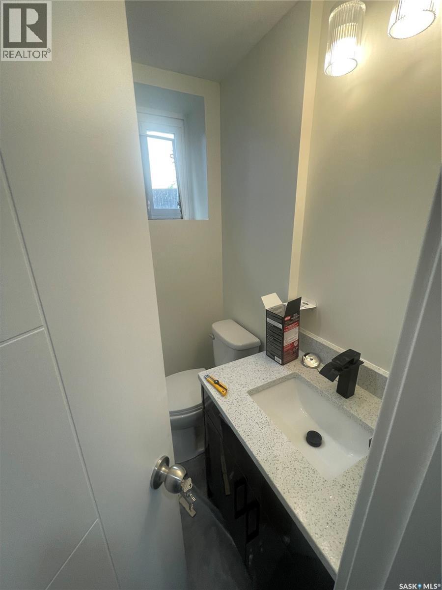 911 23Rd Street, Saskatoon, SK