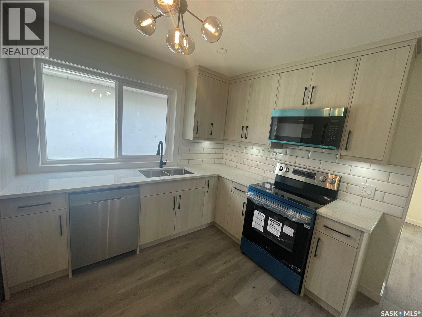 911 23Rd Street, Saskatoon, SK