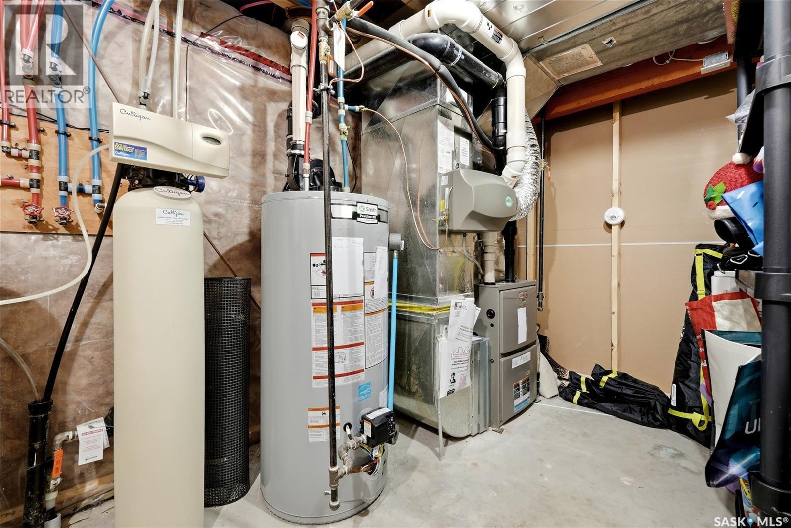 3504 Green Lily Road, Regina, SK - Indoor Photo Showing Basement