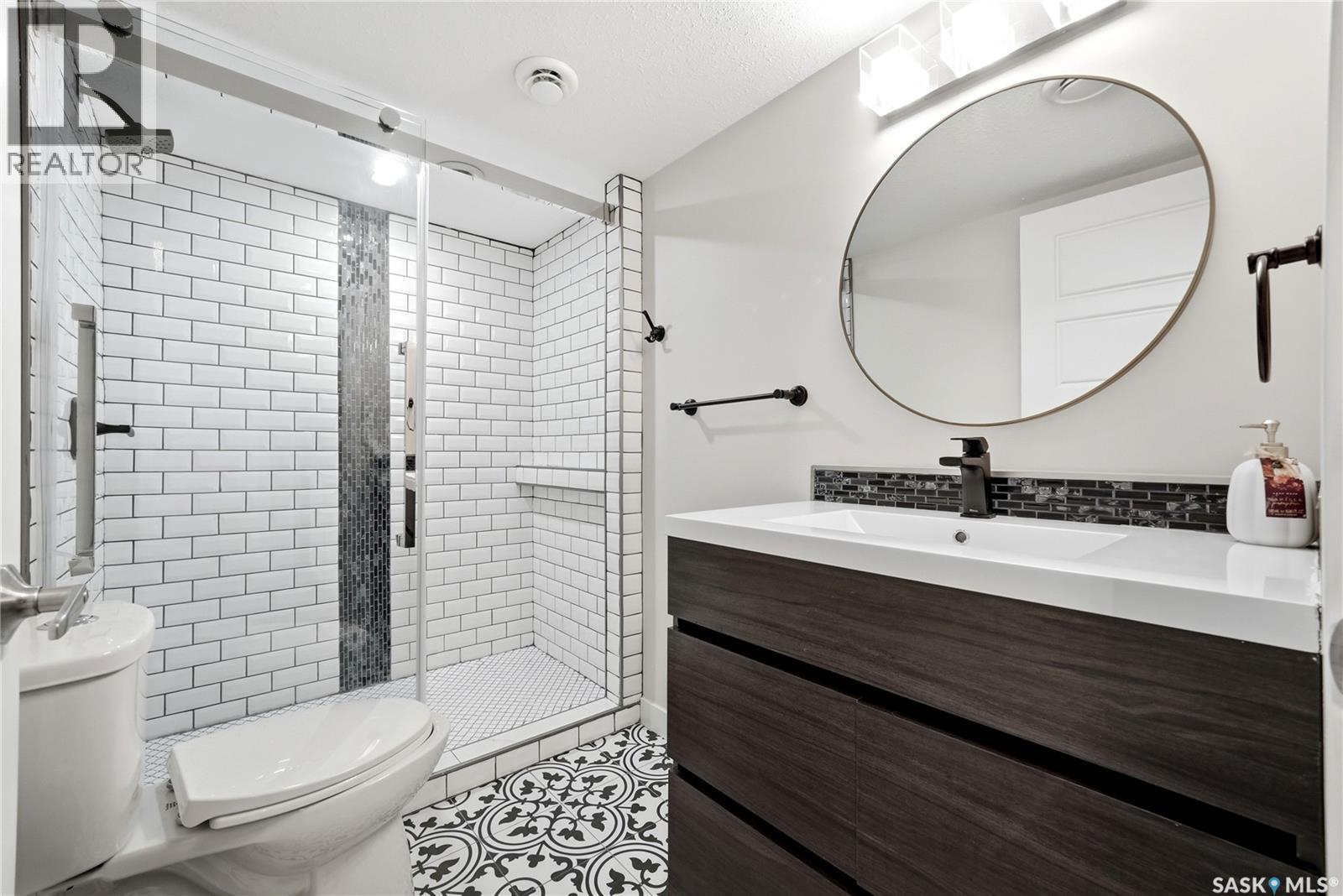 3504 Green Lily Road, Regina, SK - Indoor Photo Showing Bathroom