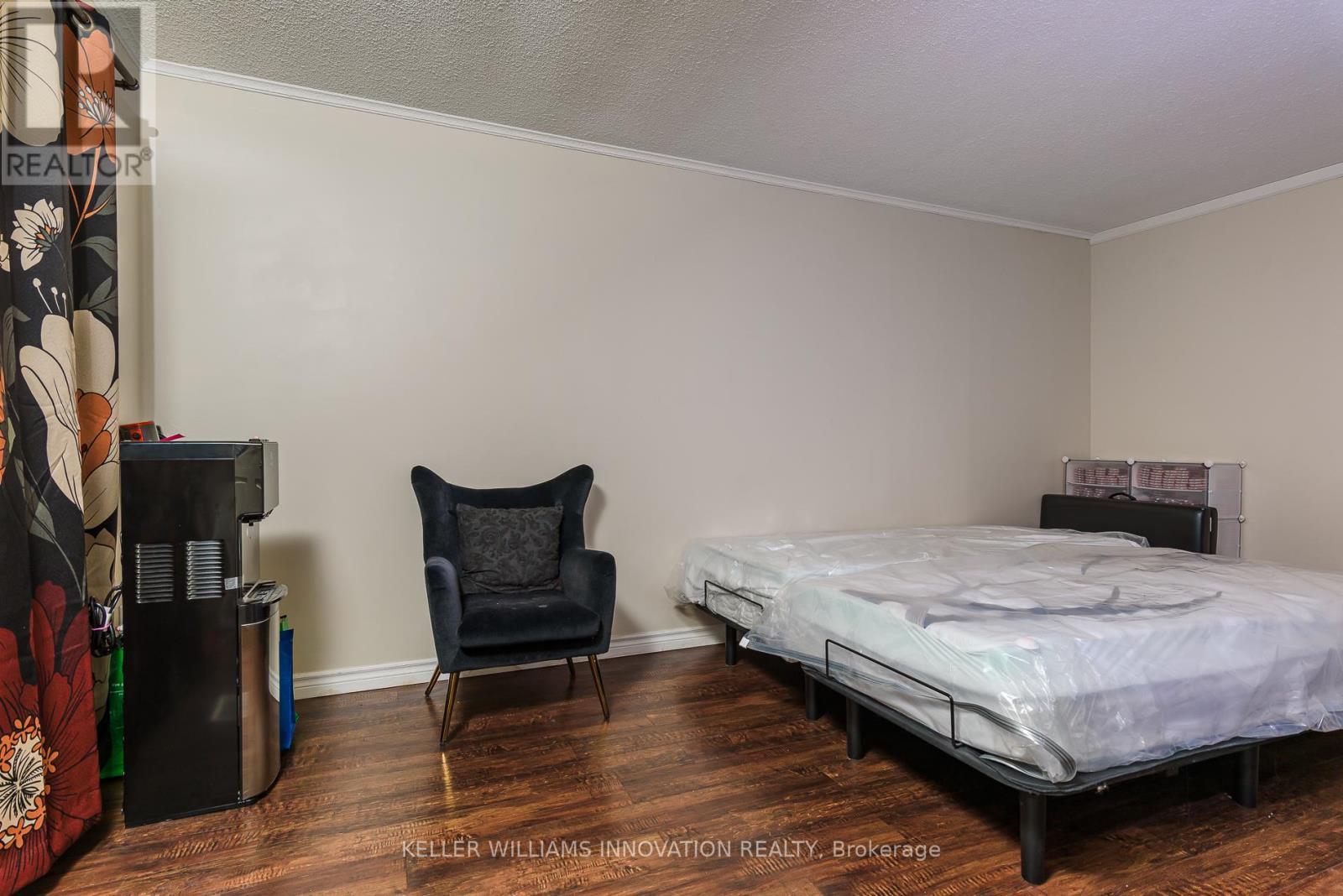 32 - 121 University Avenue E, Waterloo, ON