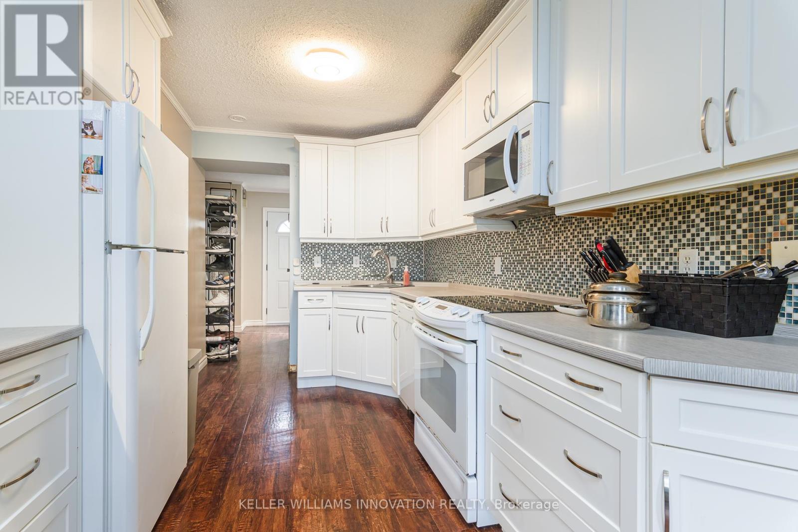 32 - 121 University Avenue E, Waterloo, ON