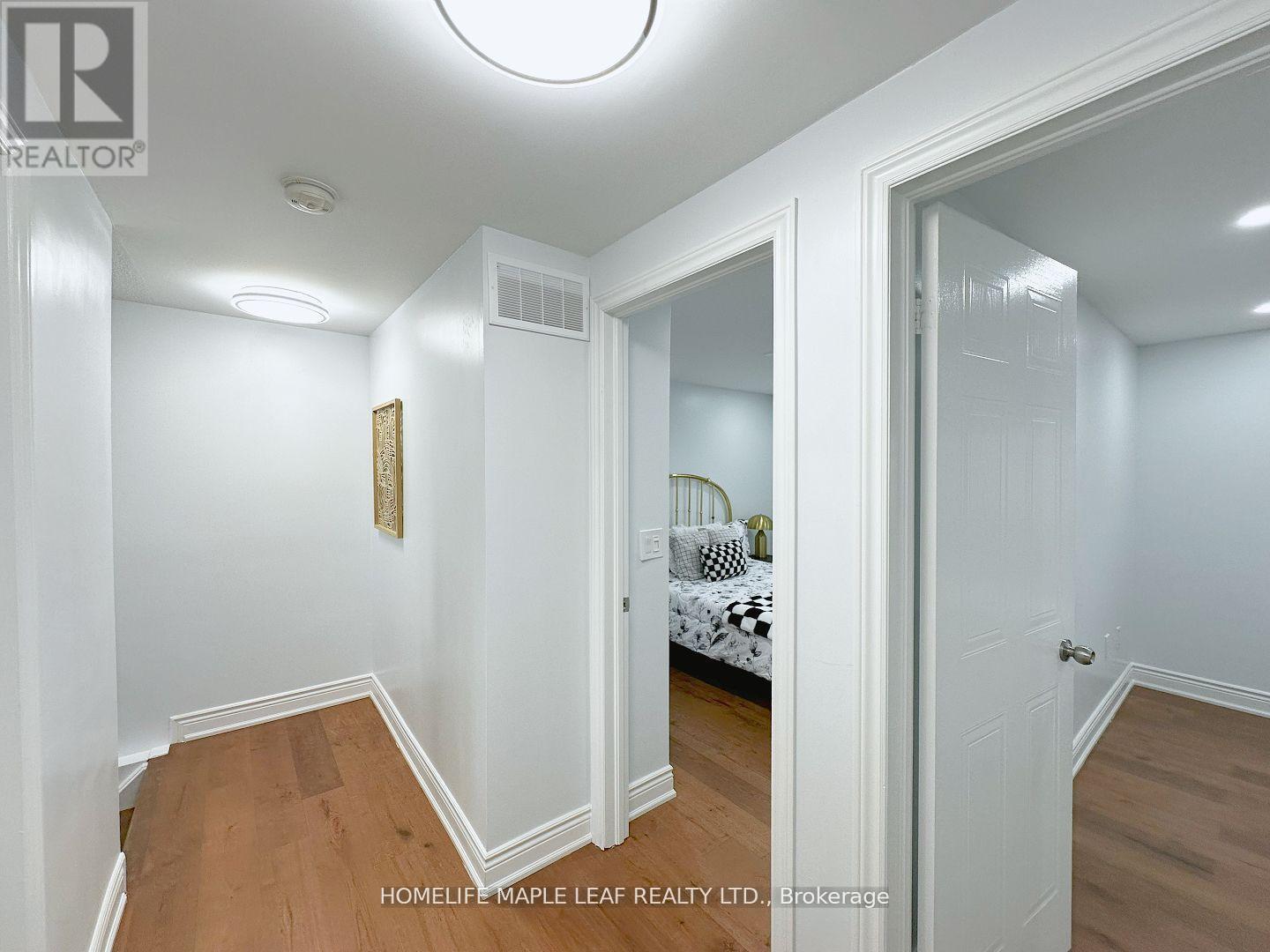 498 Bankside Drive, Kitchener, ON