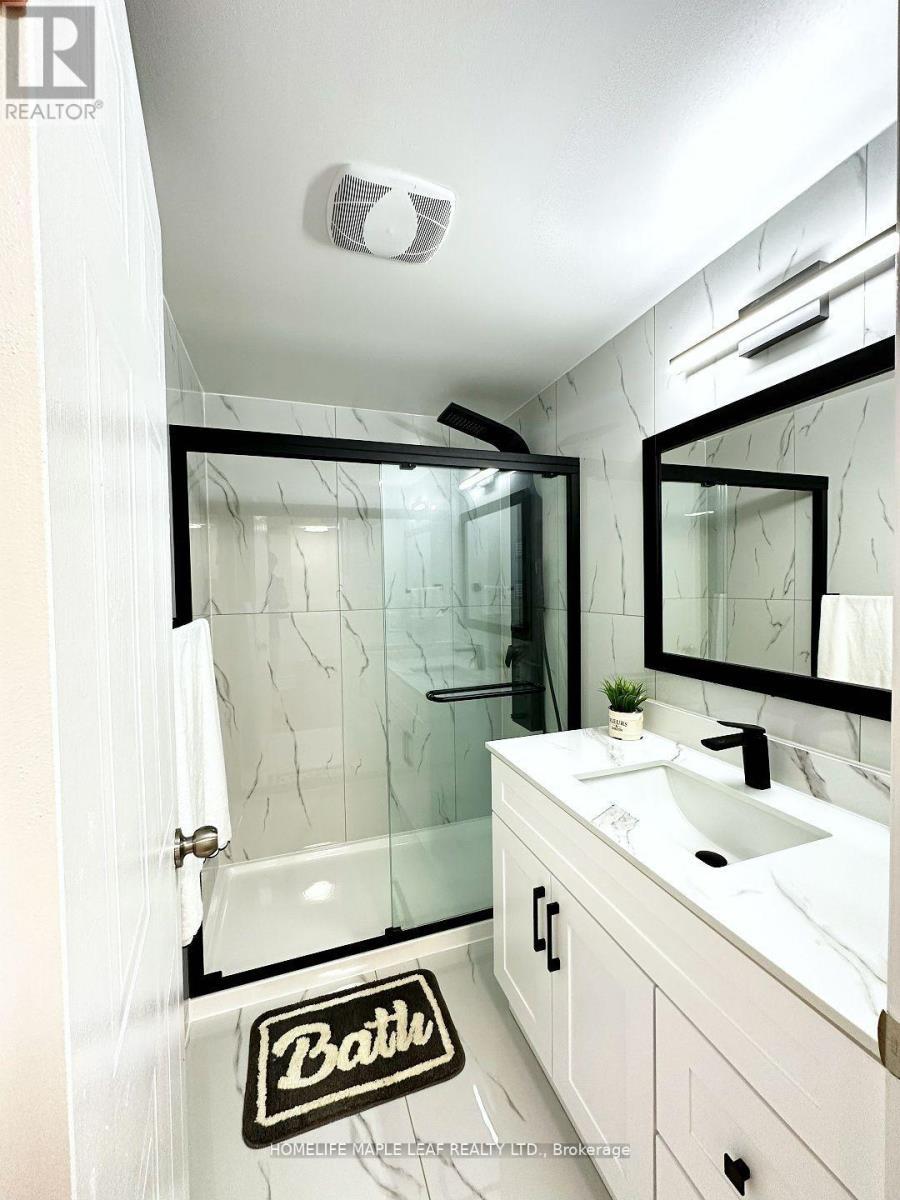 498 Bankside Drive, Kitchener, ON