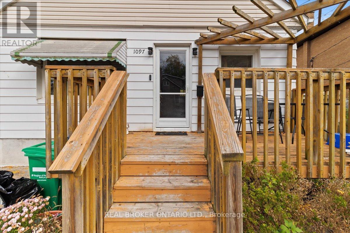 1097 Enola Avenue, Mississauga, ON