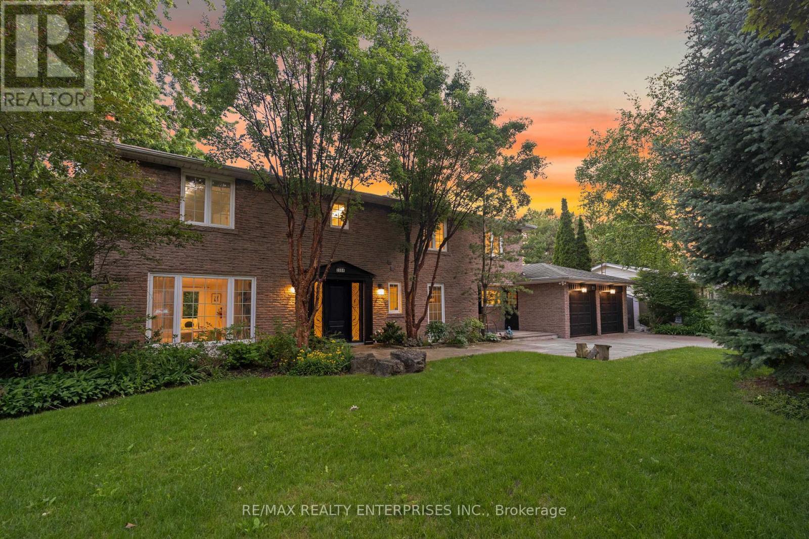 2084 Obeck Crescent, Mississauga, ON - Outdoor
