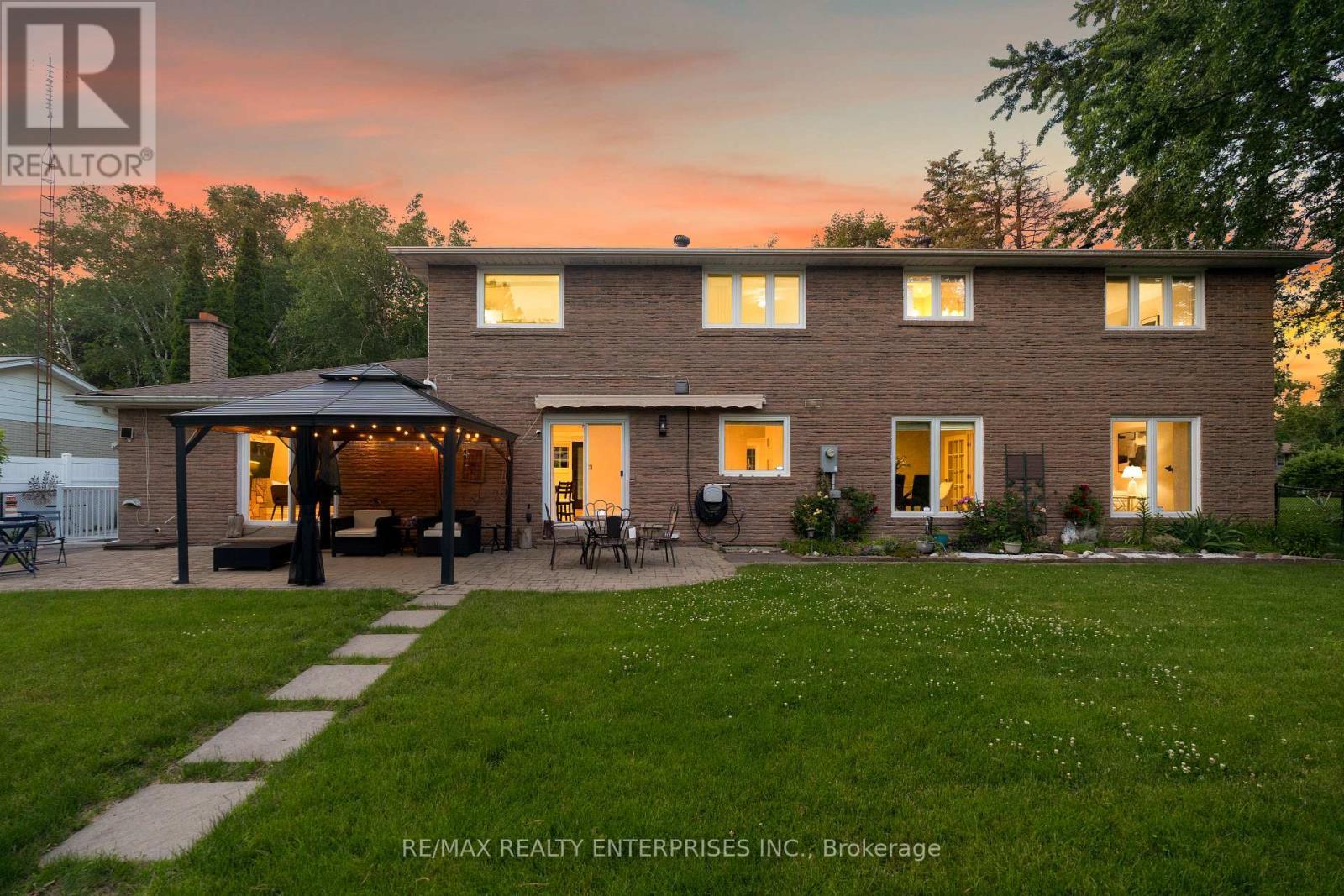 2084 Obeck Crescent, Mississauga, ON - Outdoor