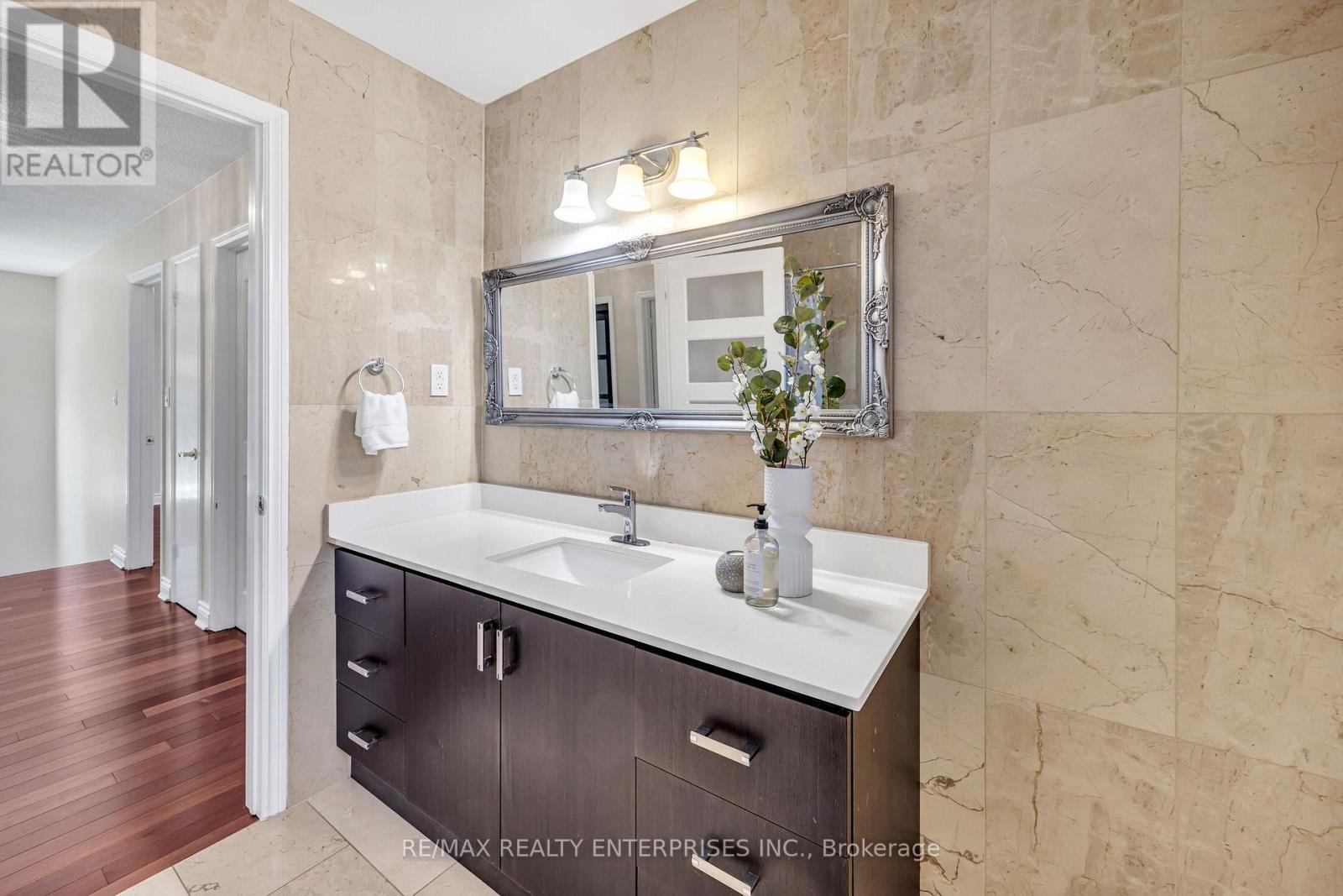 2477 Catherine Jean Lane, Mississauga, ON