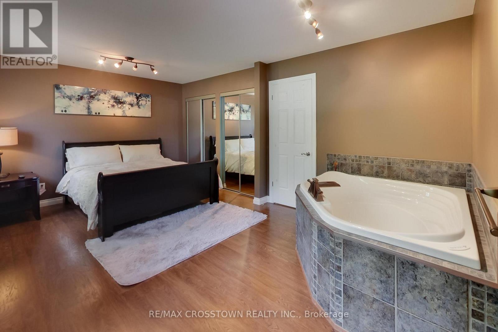 21 Beaver Trail, Ramara, ON