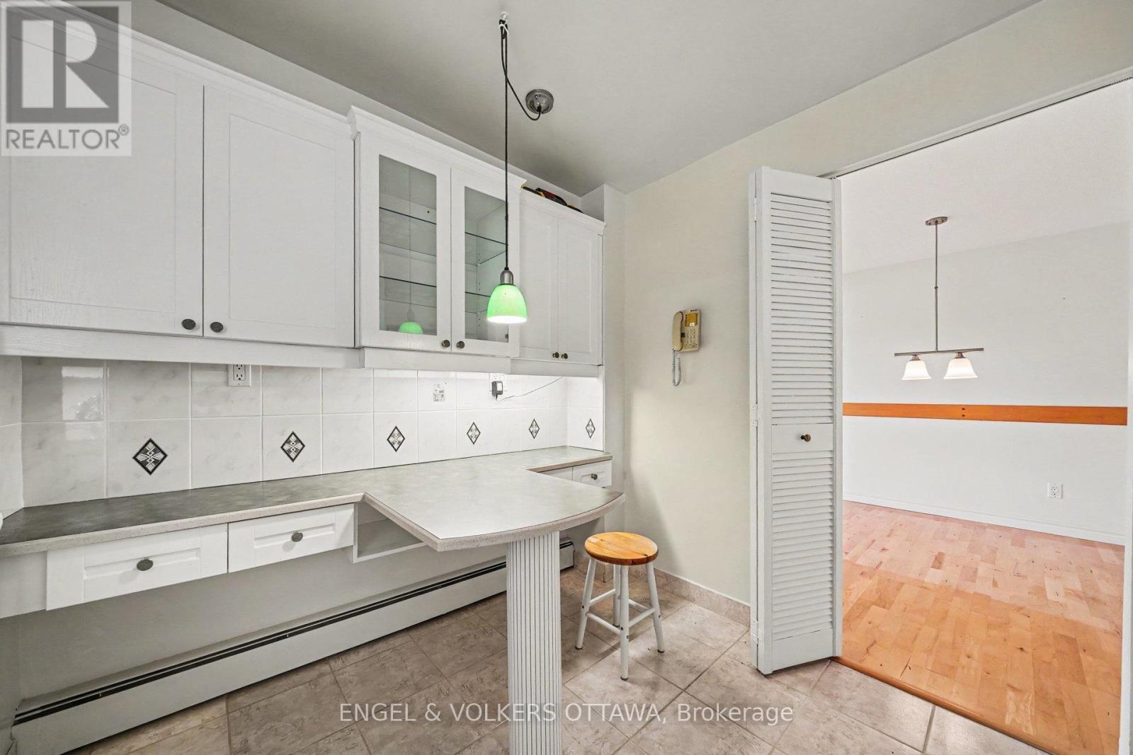 1206 - 1171 Ambleside Drive, Ottawa, ON