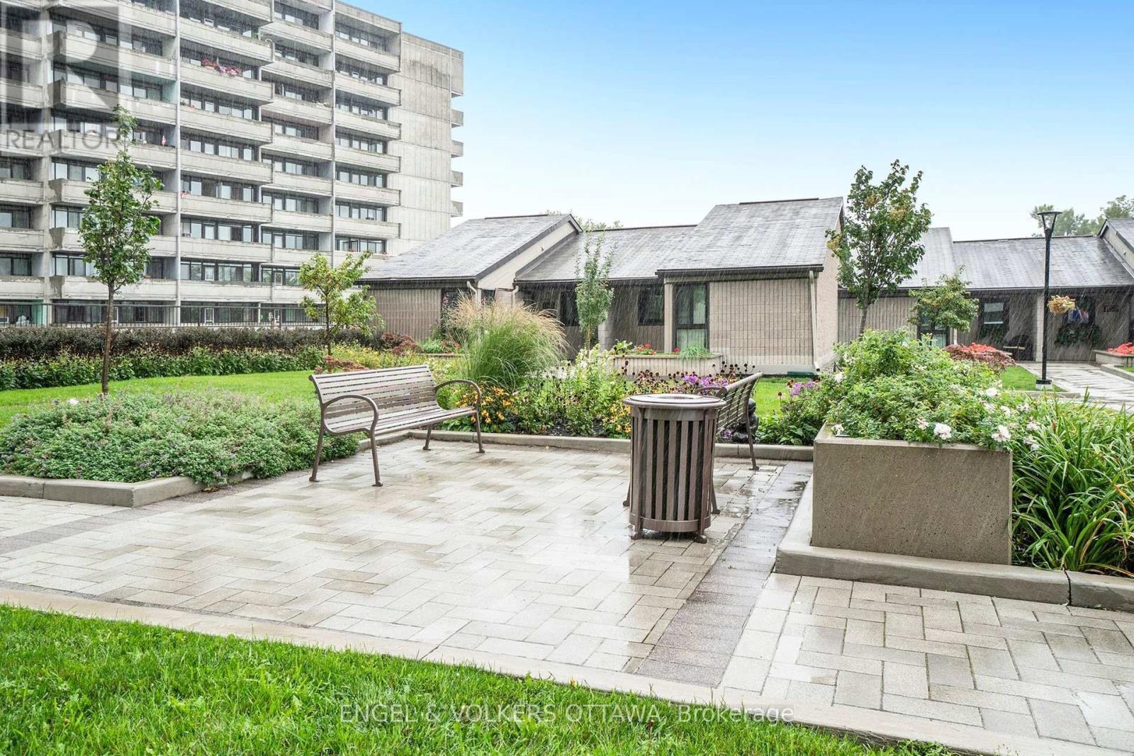 1206 - 1171 Ambleside Drive, Ottawa, ON