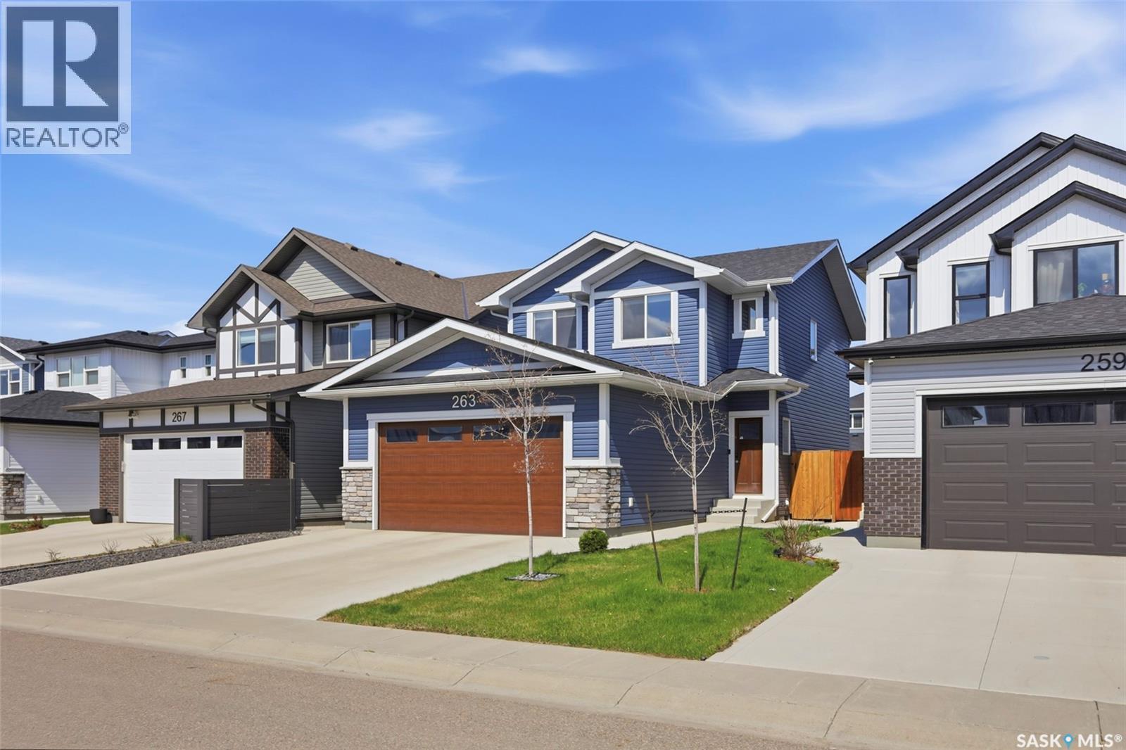 263 Skopik Crescent, Saskatoon, SK