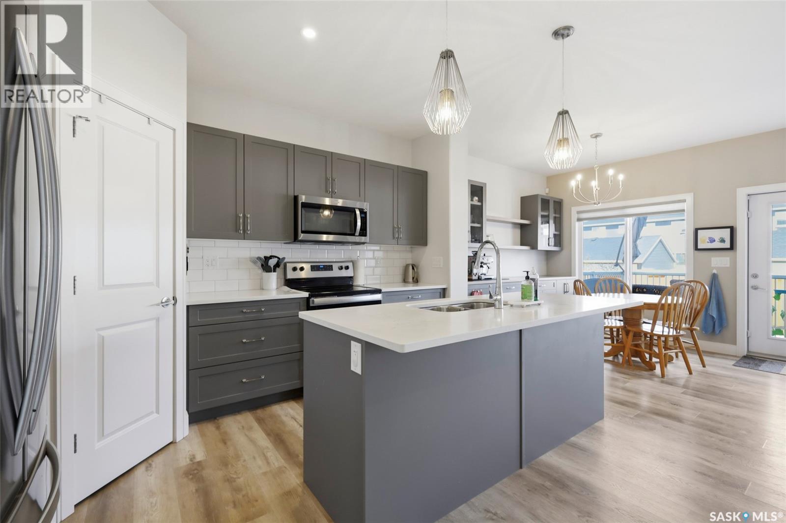 263 Skopik Crescent, Saskatoon, SK