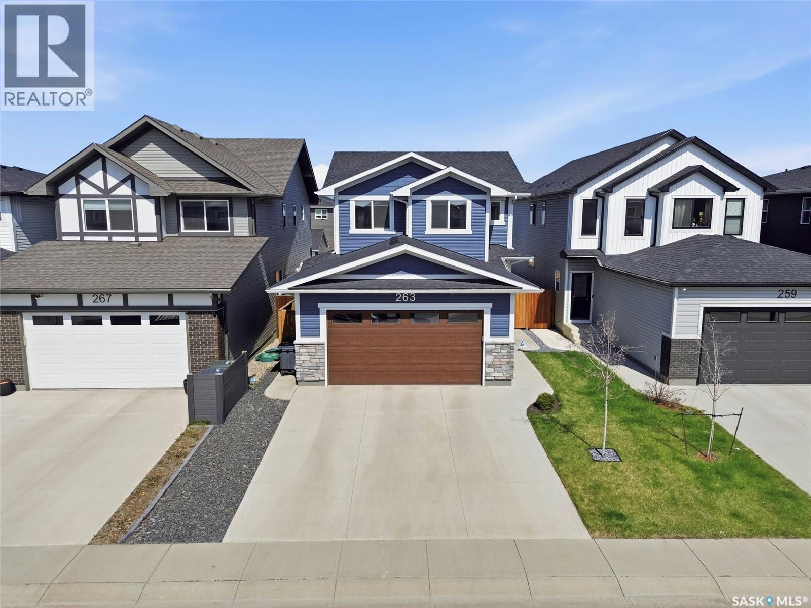 263 Skopik Crescent, Saskatoon, SK
