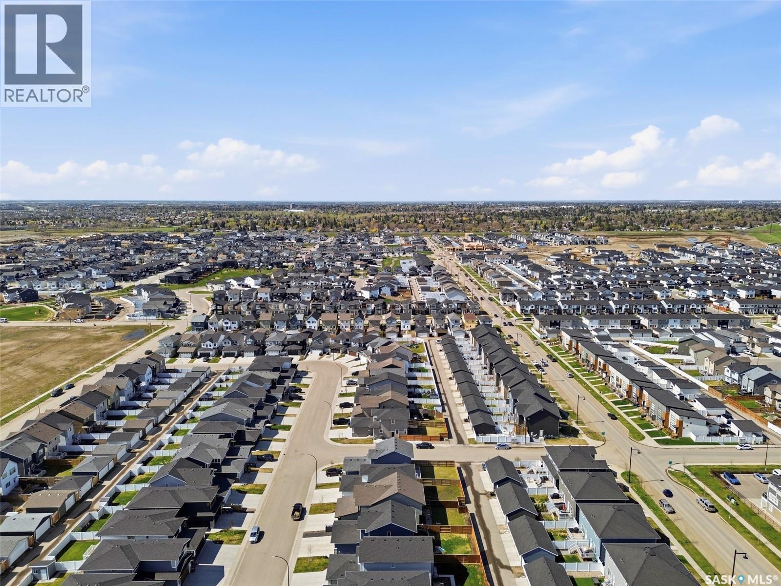 263 Skopik Crescent, Saskatoon, SK