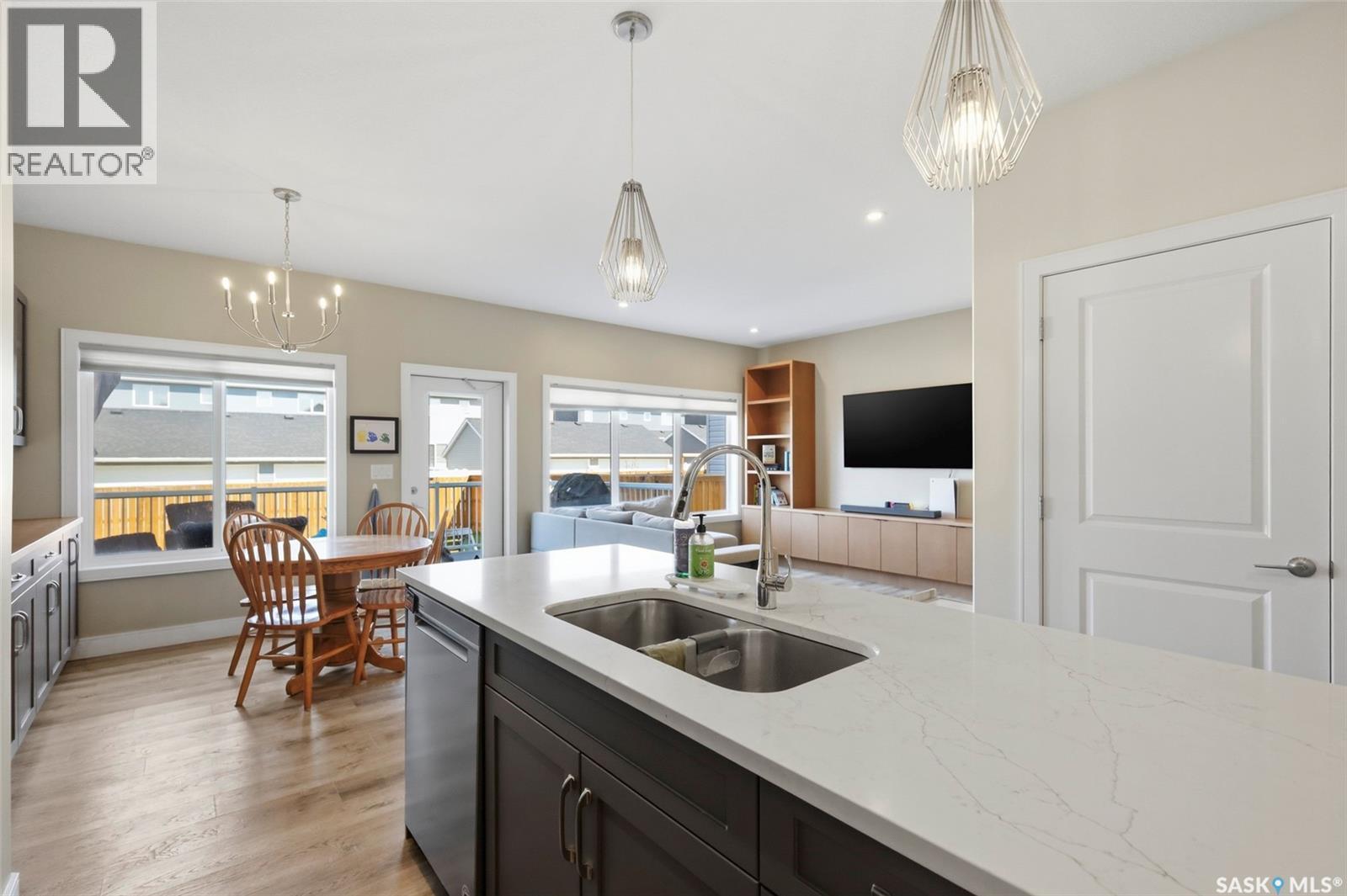 263 Skopik Crescent, Saskatoon, SK