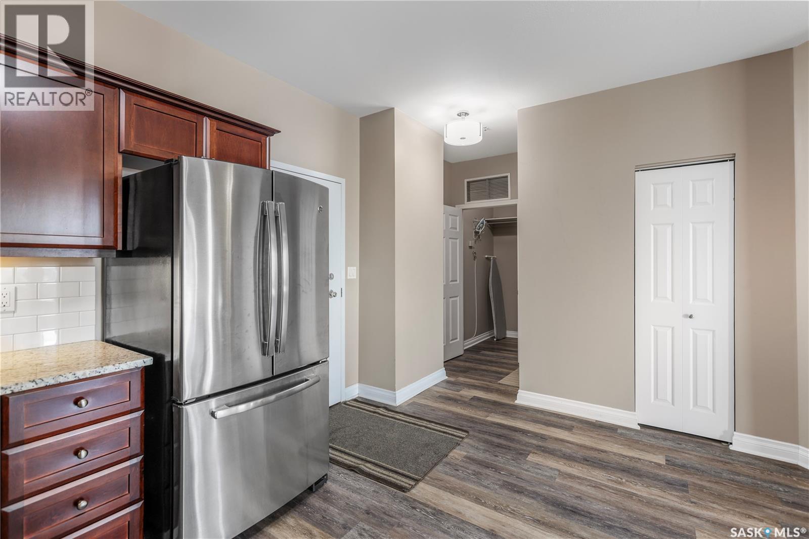 1106 1867 Hamilton Street, Regina, SK