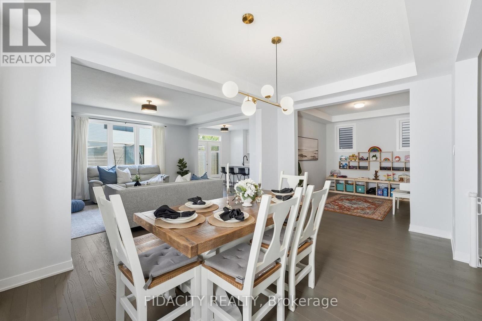 1002 Curraglass Walk, Ottawa, ON
