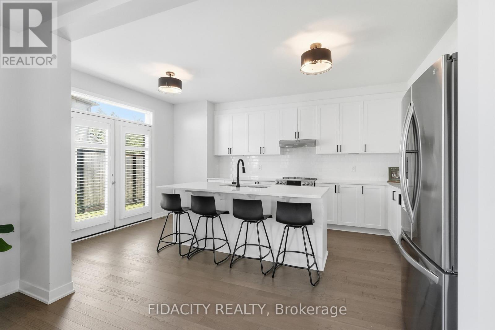 1002 Curraglass Walk, Ottawa, ON