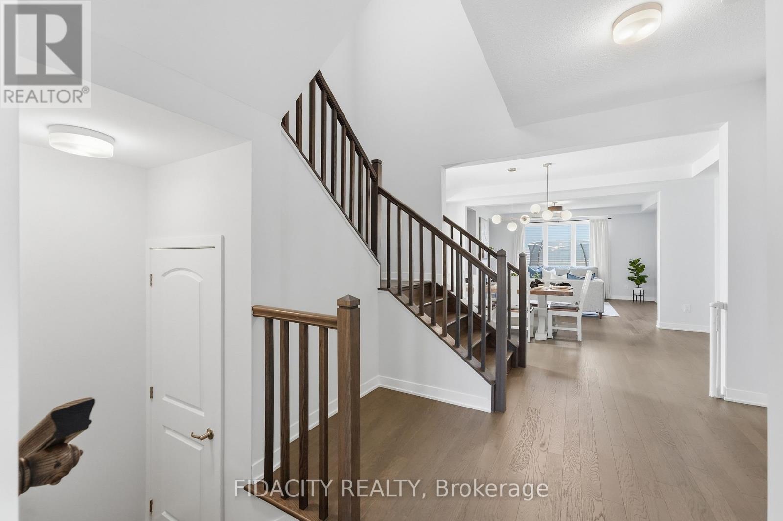 1002 Curraglass Walk, Ottawa, ON