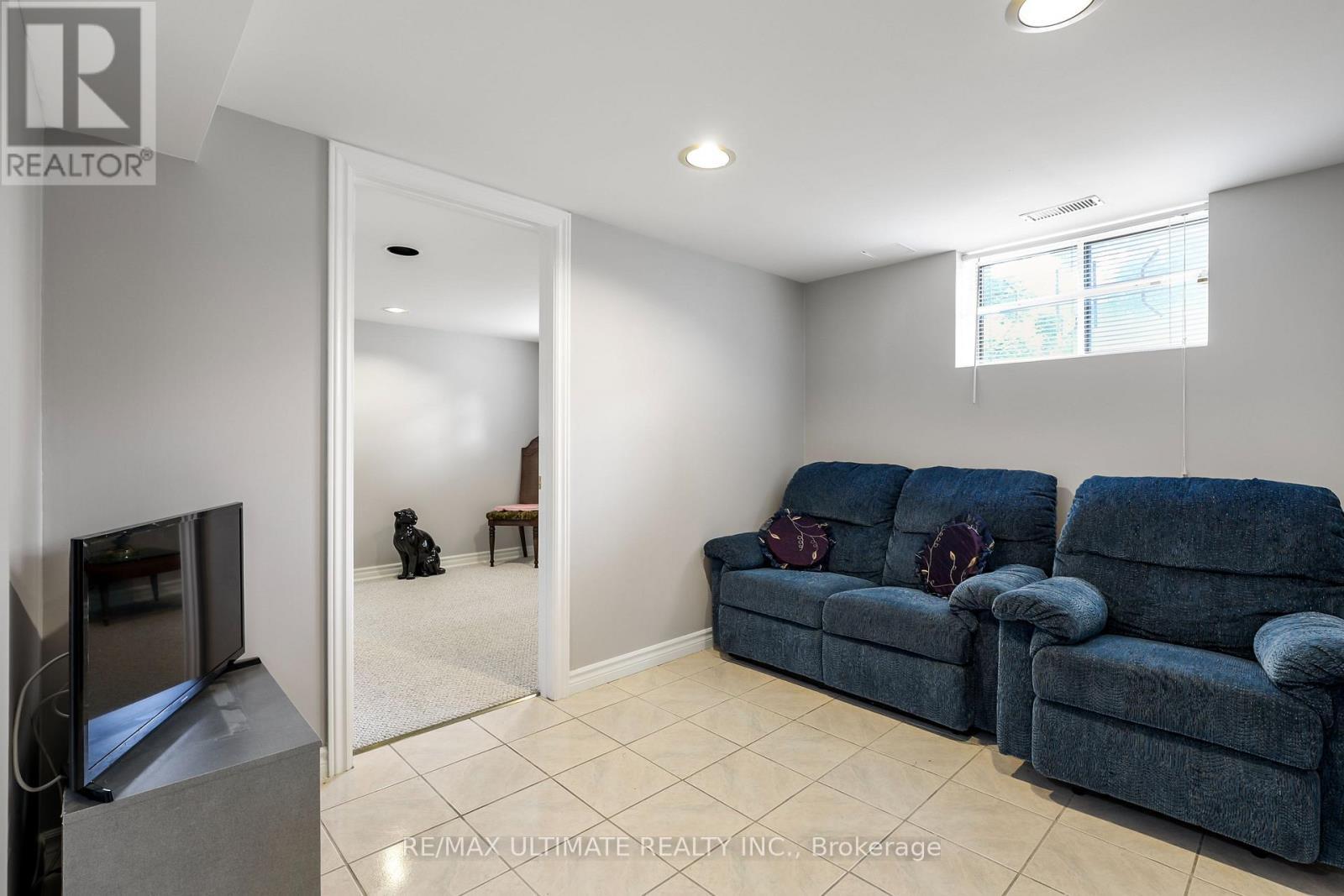 34 Doris Drive, Toronto, ON