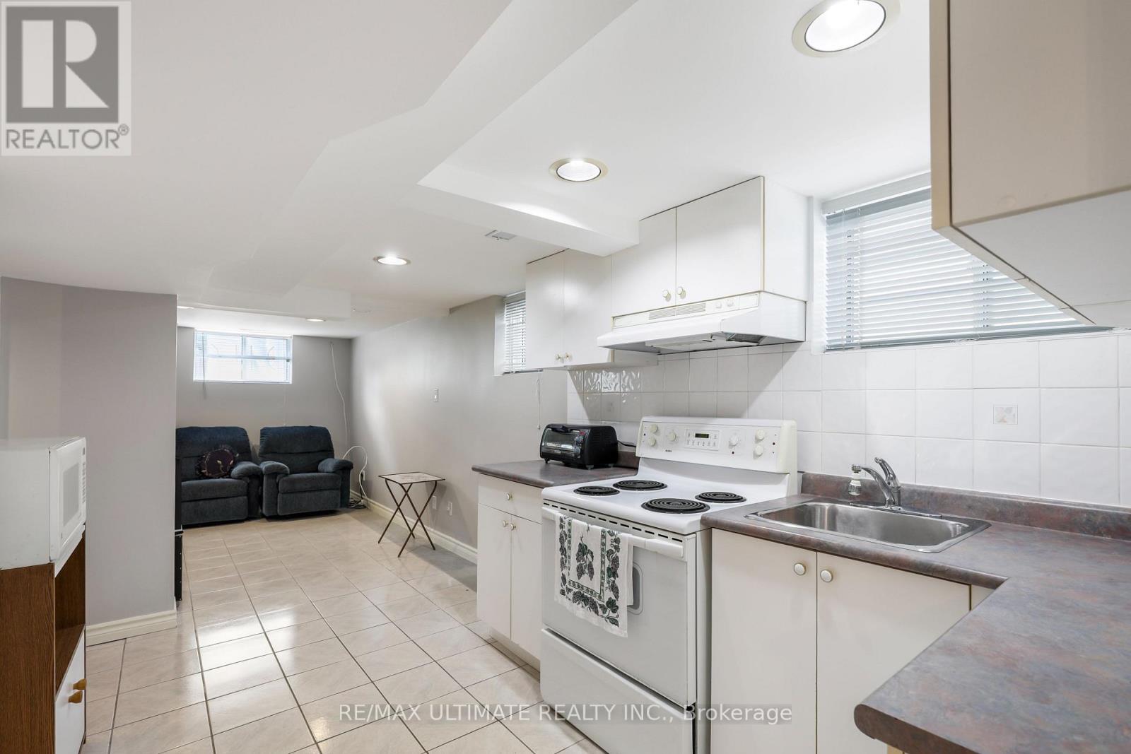 34 Doris Drive, Toronto, ON