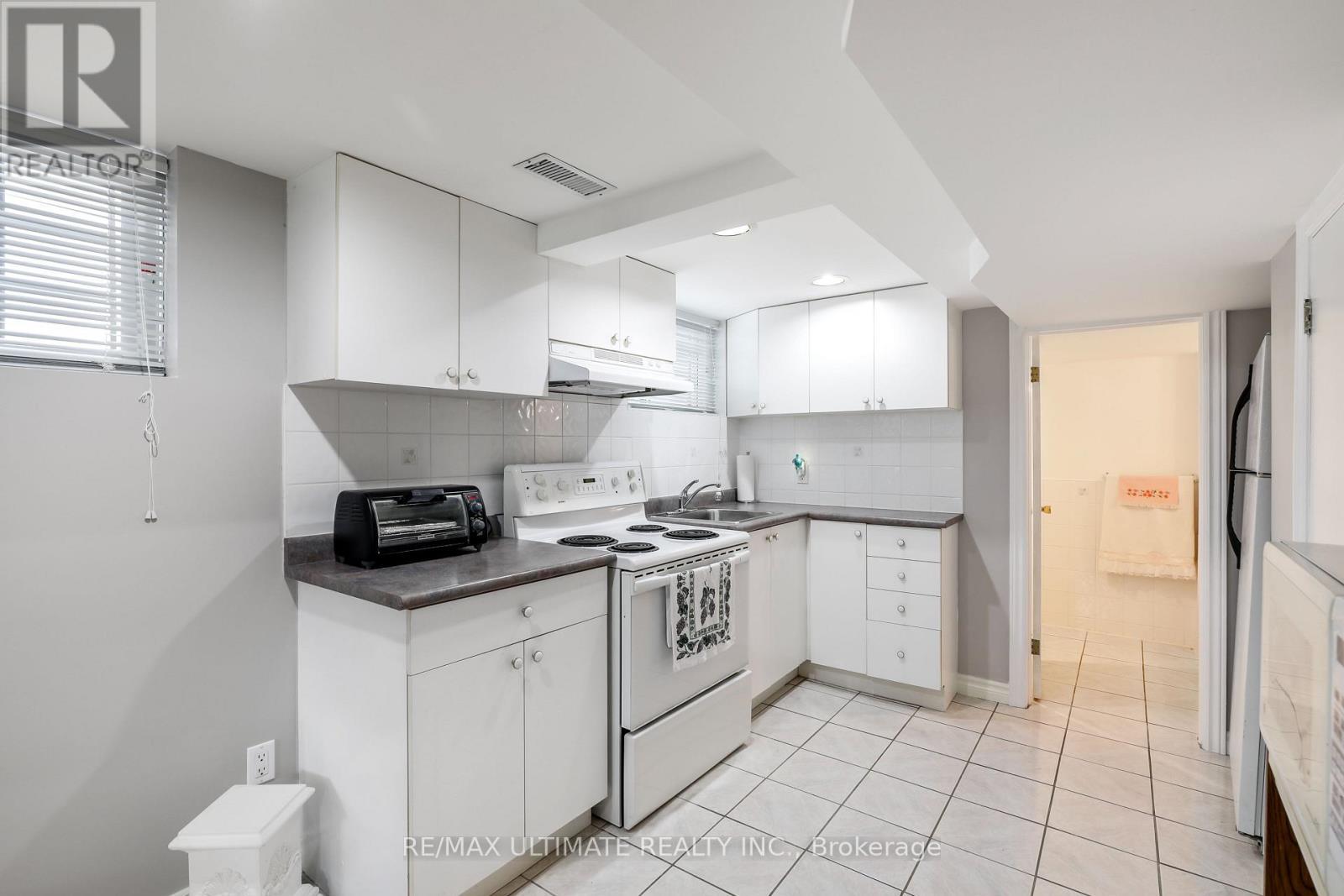 34 Doris Drive, Toronto, ON