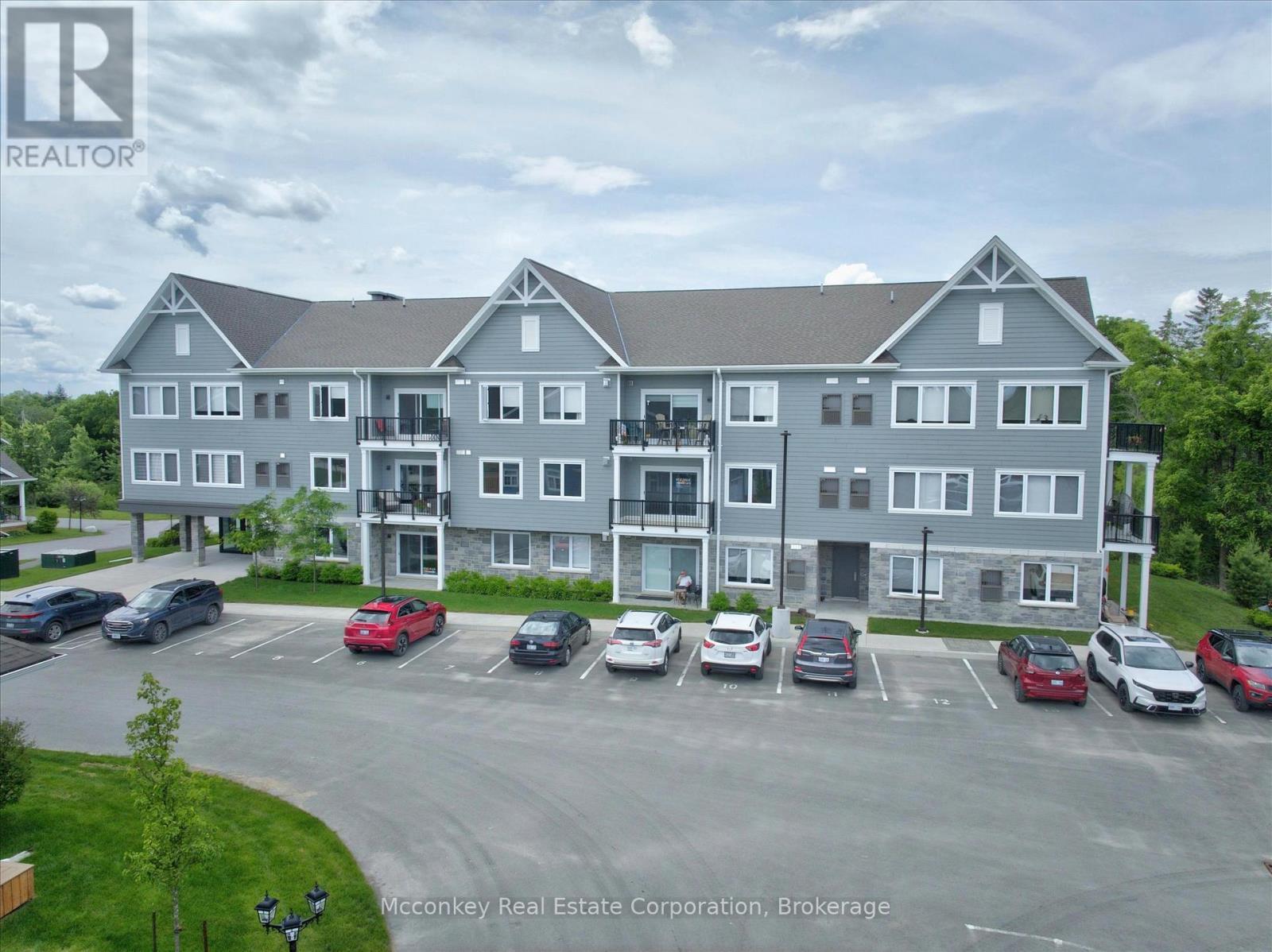 No more house maintenance - 2 - 19 Hampton Lane, Selwyn, ON