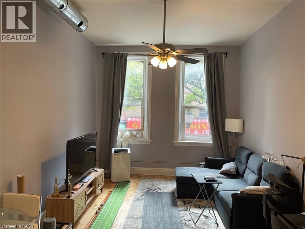 Bright living area - 195 King Street E Unit# 1, Hamilton, ON - Indoor