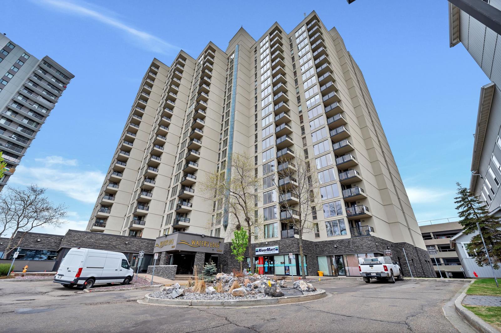 10151, 10153 Saskatchewan Dr Nw, Edmonton, AB