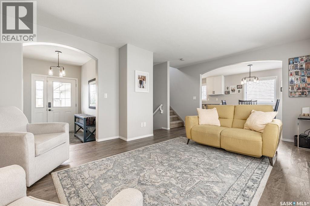 123 Borlase Cove, Saskatoon, SK