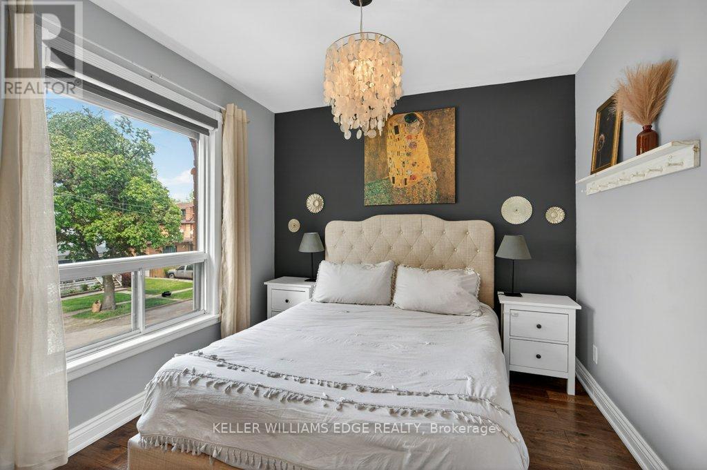 225 Prospect Street S, Hamilton, ON