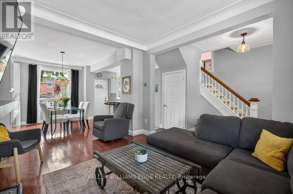 225 Prospect Street S, Hamilton, ON