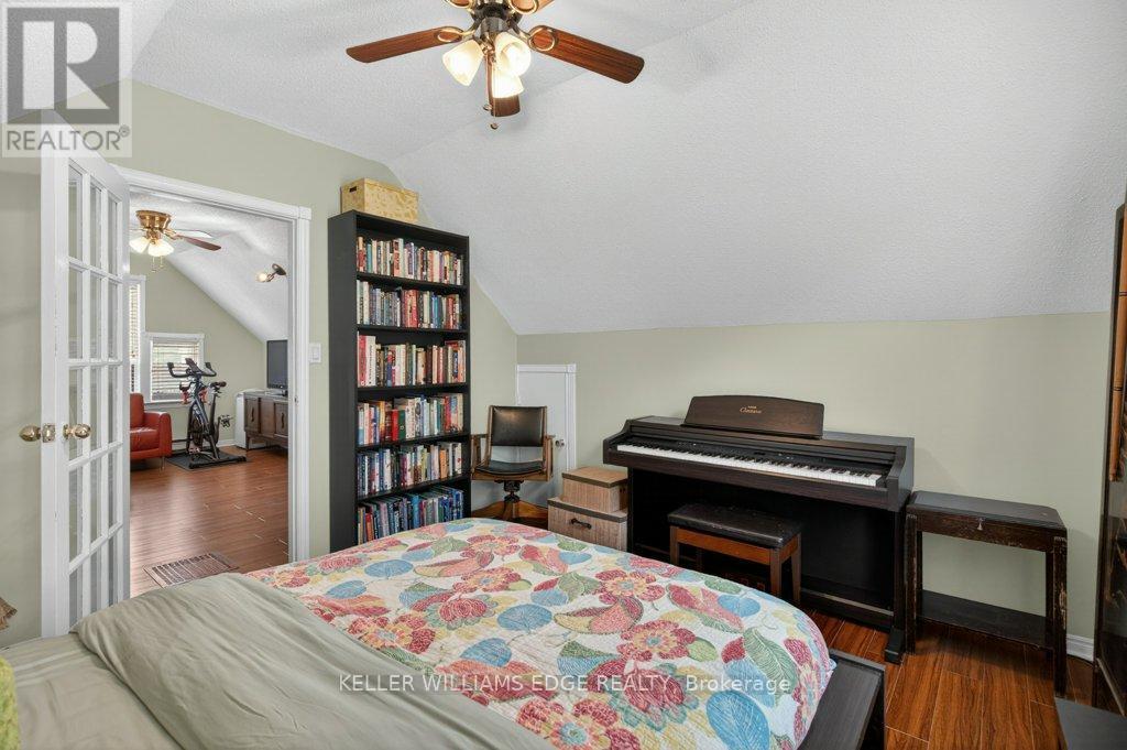 225 Prospect Street S, Hamilton, ON