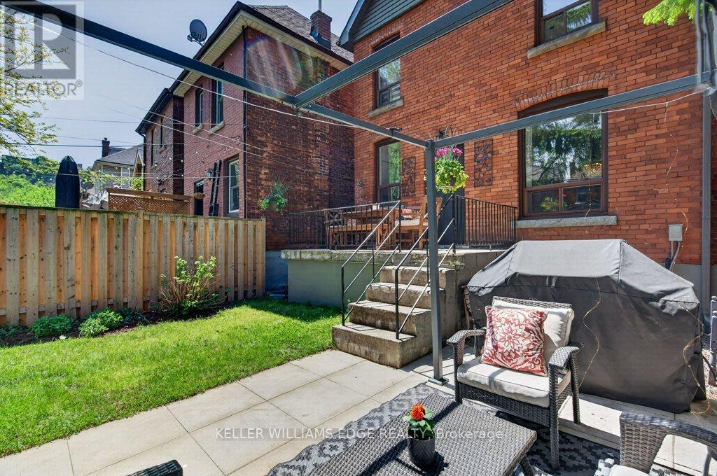 225 Prospect Street S, Hamilton, ON