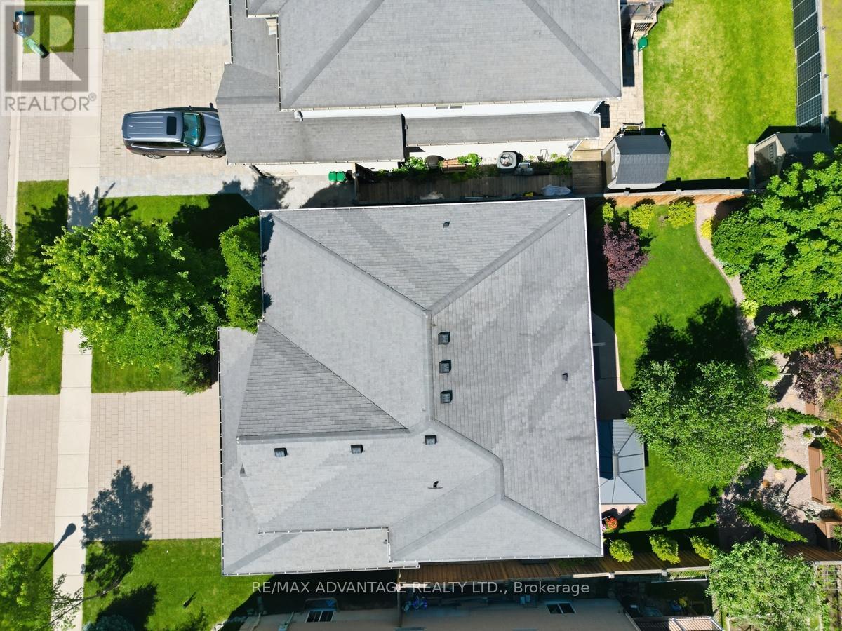 764 Eclipse Walk, London North (North B), ON