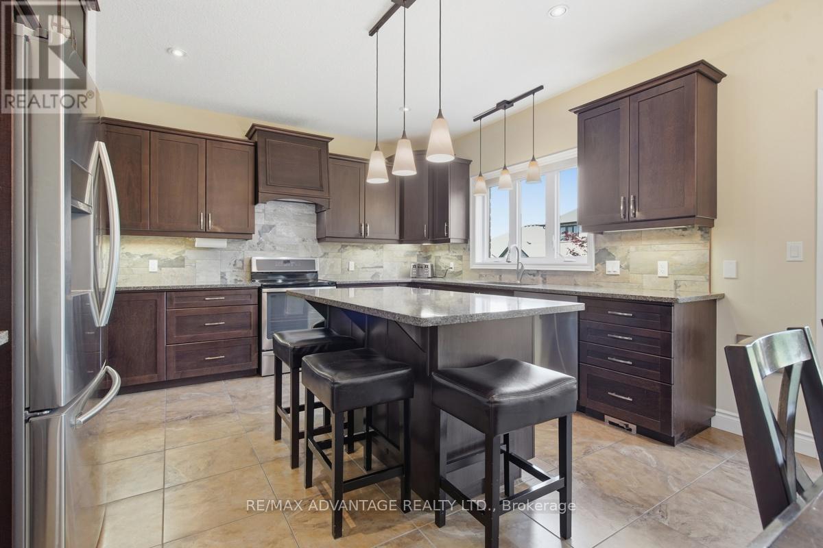 764 Eclipse Walk, London North (North B), ON