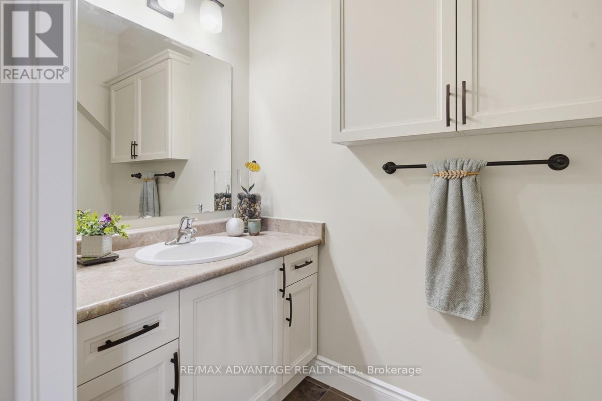 764 Eclipse Walk, London North (North B), ON