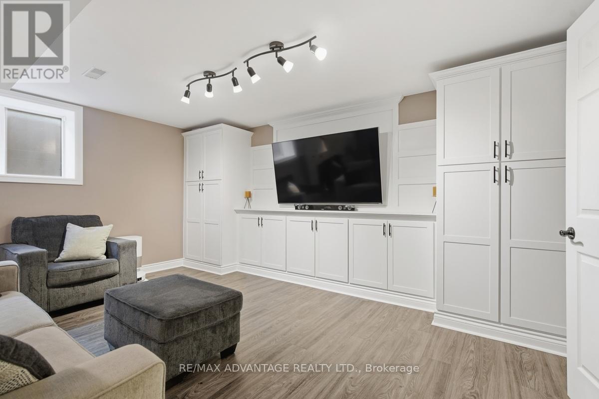 764 Eclipse Walk, London North (North B), ON