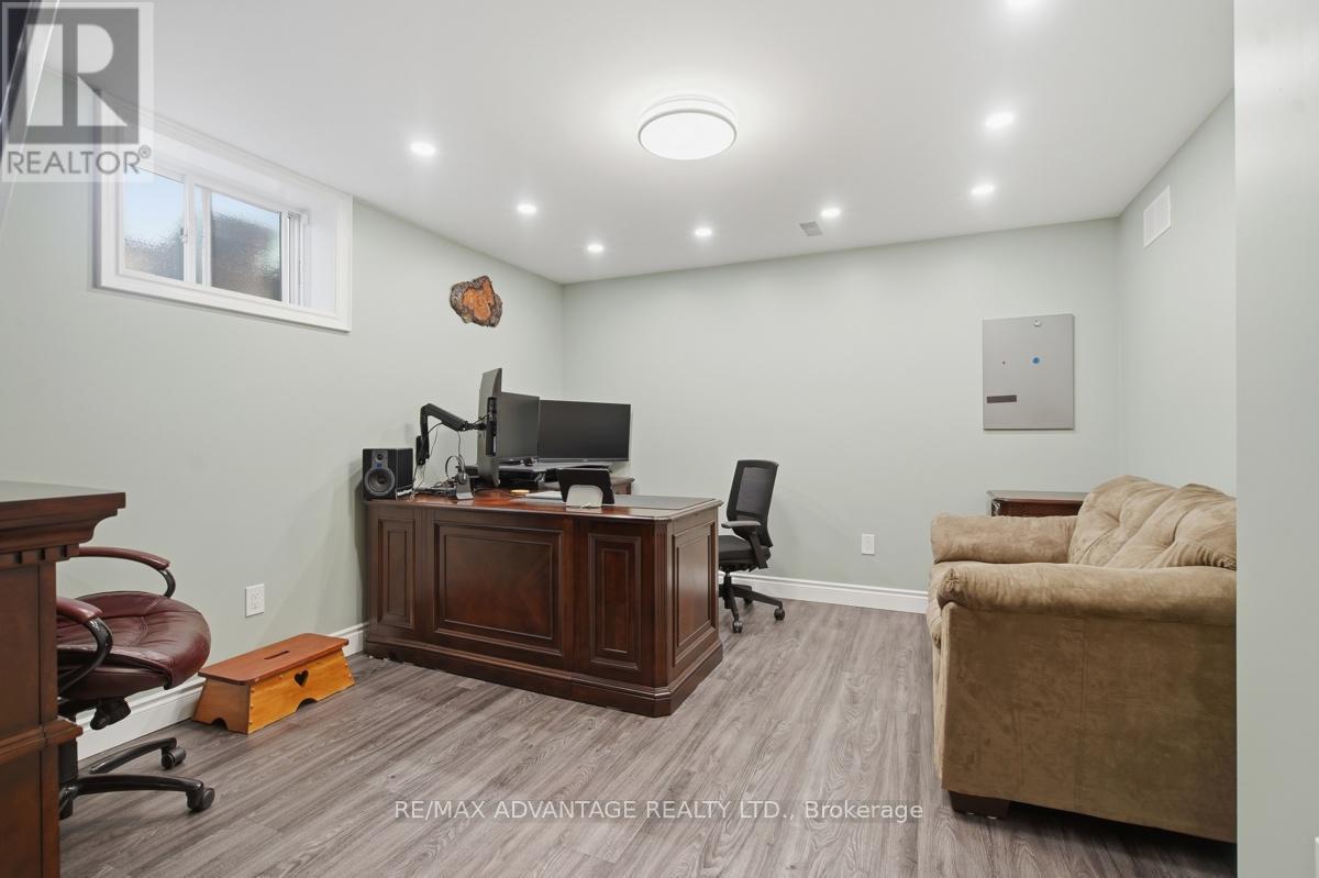 764 Eclipse Walk, London North (North B), ON