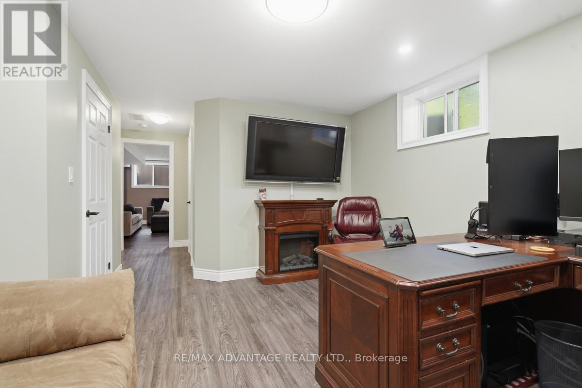 764 Eclipse Walk, London North (North B), ON